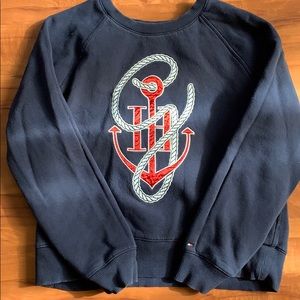 GIGI HADID X TOMMY CREWNECK